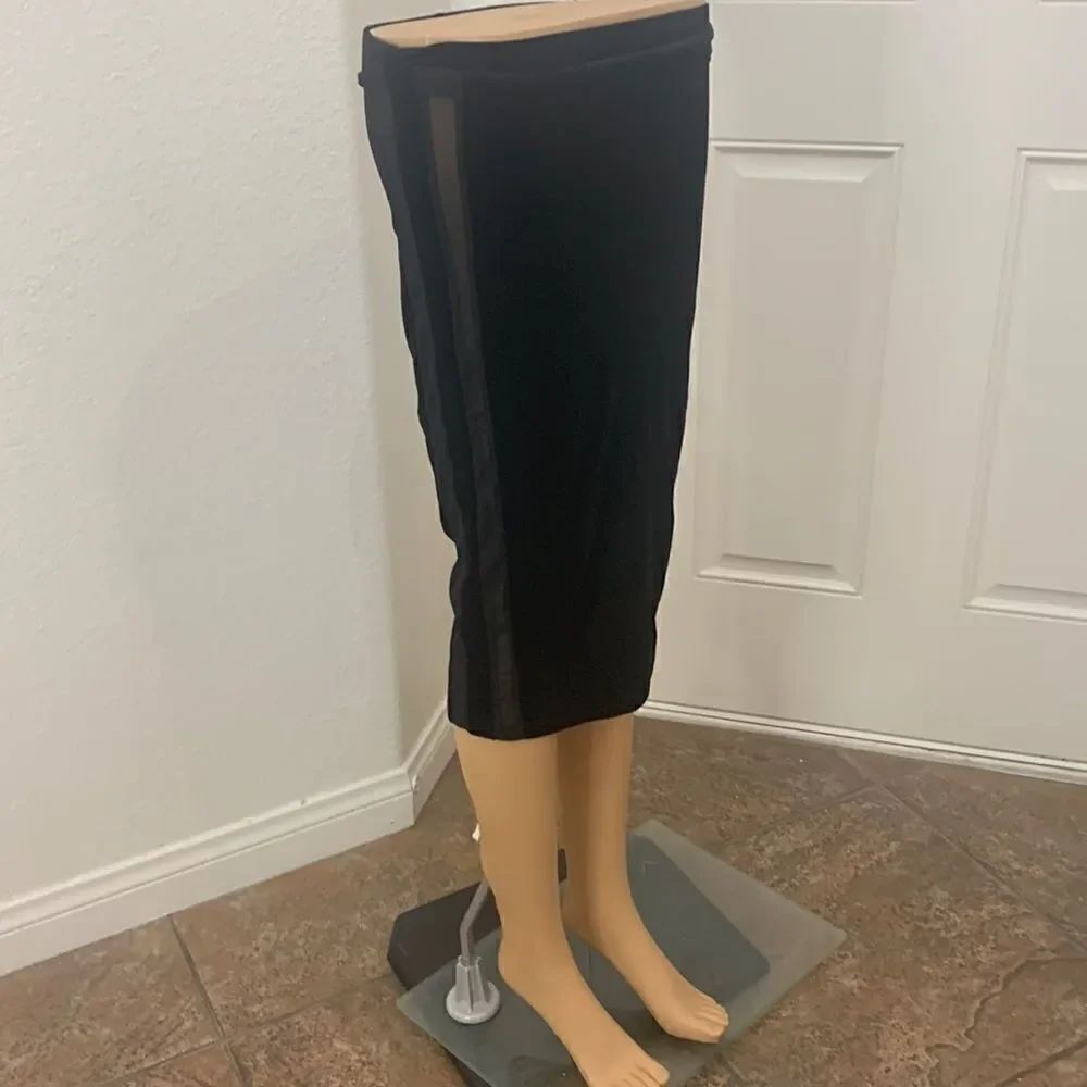 Tuxedo Skirt Privy Size Small Black Side Slimming Mesh Insert Knee Length New